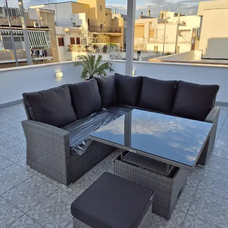 Carpe Diem Airport *